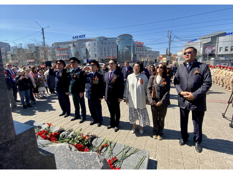 "Салют Победы": Бурятия почтила память героев Великой Отечественной войны