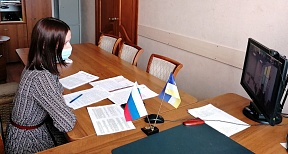 11 декабря 2020 года Представитель МИД России в г.Улан-Удэ А.И.Пономарева и третий секретарь А.О.Гомбоев приняли участие в работе круглого стола в формате ВКС