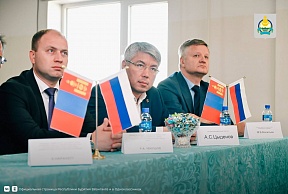 Делегация Республики Бурятия посетила свободную экономическую зону Алтан-Булаг в Монголии